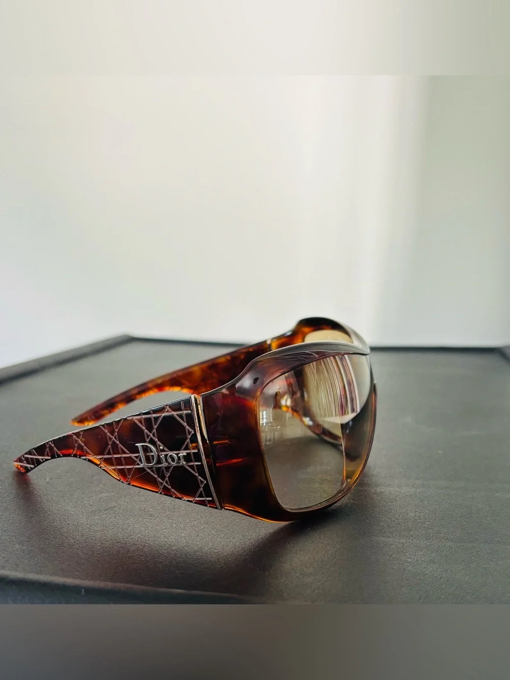 Authentic Christian Dior Cannage Shield Sunglasses - Picture 7 of 9